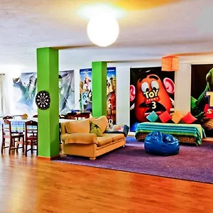  Apartment Coloured